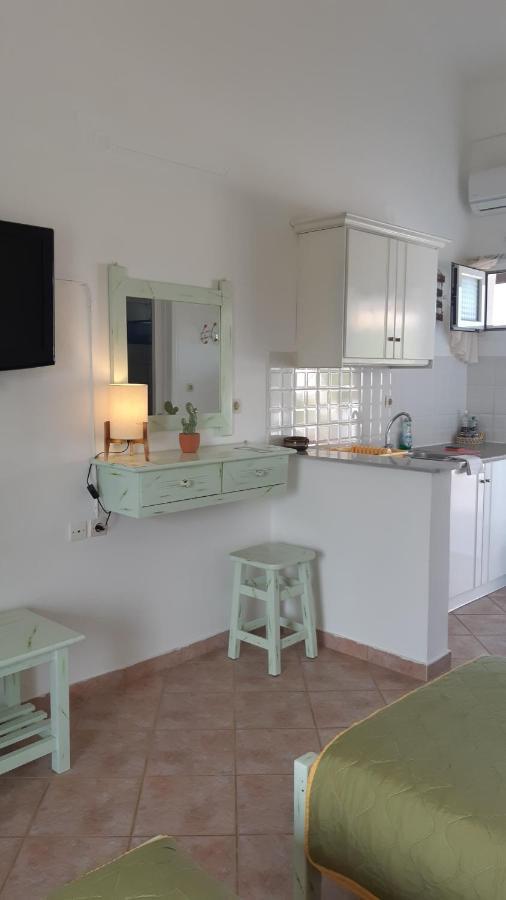 Voula Accommodation Agios Georgios  Exterior foto